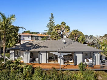 11C Glendhu Road, Bayview, Auckland