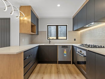 38C Rosebank Road, Papatoetoe, Auckland