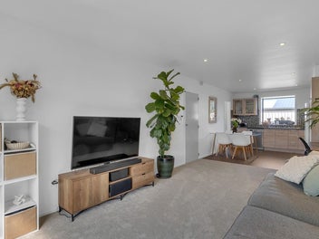 1/22A Neill Street, Hornby, Christchurch