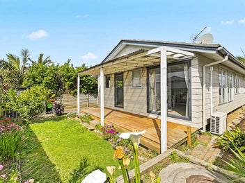 60A Swaffield Road, Papatoetoe, Auckland