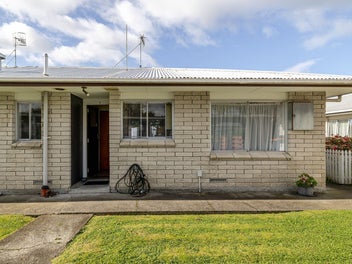9 South Street, West End, Palmerston North