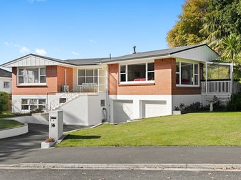 2 Awatere Avenue, Beerescourt, Hamilton