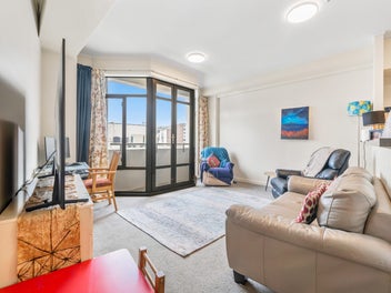5C/16 Kent Terrace, Mount Victoria, Wellington