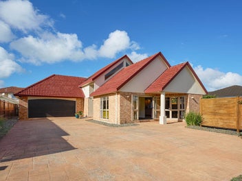 40 Starlight Cove, Hobsonville, Auckland