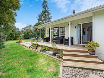 35 Oriwa Street, Waikanae, Waikanae