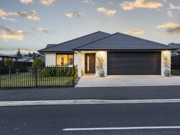 27 Cemetery Road, East Taieri, Mosgiel