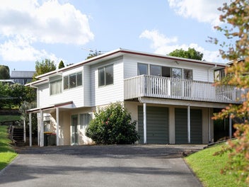 2 Koutunui Road, Athenree, Waihi Beach