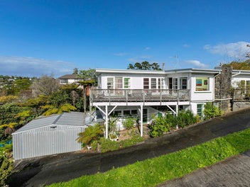 39 Woodlands Crescent, Browns Bay, Auckland
