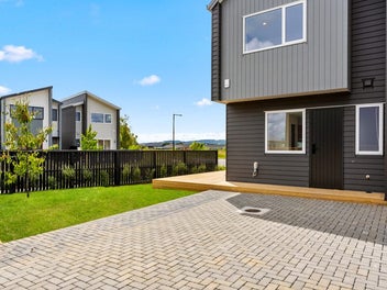 2 Taiheru Road, Karaka, Papakura