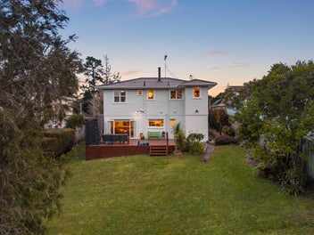 41 Lauderdale Road, Birkdale, Auckland