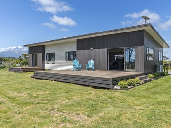 205 Mid Puniho Road, Warea, New Plymouth
