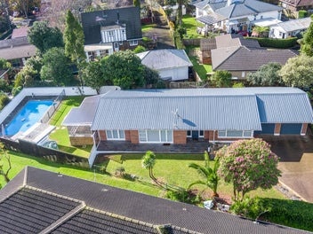 30 Grande Vue Road, Papatoetoe, Auckland