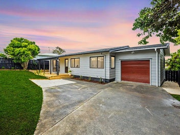 2/55 Alfriston Road, Manurewa East, Auckland