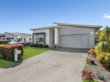 6 Lydiard Place, Beachlands, Auckland