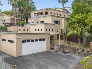 10 Tenbless Court, Unsworth Heights, Auckland