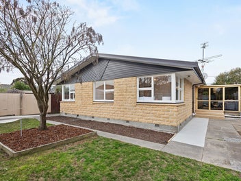 1/9 Ruru Road, Linwood, Christchurch