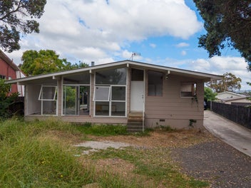 24A Mckinstry Avenue, Māngere East, Auckland