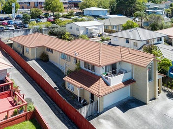 15 Millstream Drive, Henderson, Auckland