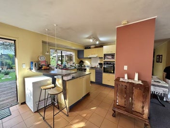 9 Loloma Drive, Half Moon Bay, Auckland