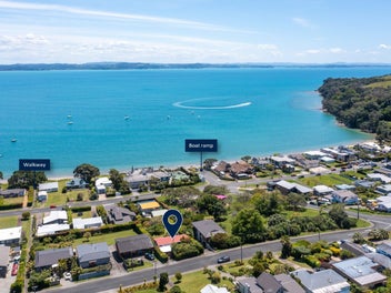 30 De Luen Avenue, Tindalls Beach, Whangaparaoa
