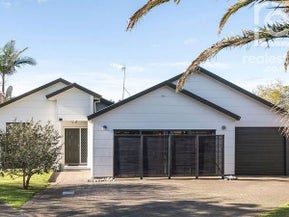 17 Robina Court, Burswood, Auckland