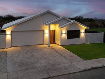 17 Arihi Crescent, Frimley, Hastings