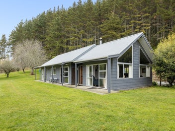 24 Johnson Road, Te Puke