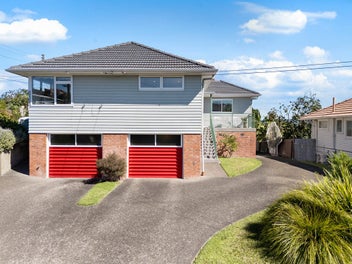 13 Barkes Place, Mount Roskill, Auckland