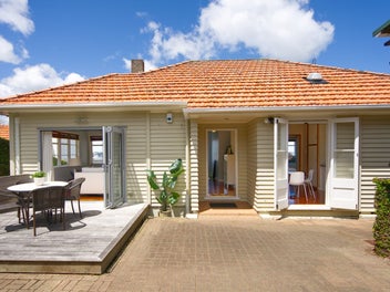 52 Konini Road, Greenlane, Auckland