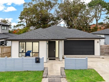 32 Patrick Rice Drive, Swanson, Auckland