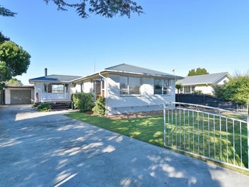 32 Ashwood Street, Parklands, Christchurch