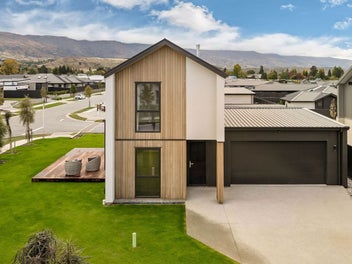 38 Wallis Drive, Cromwell