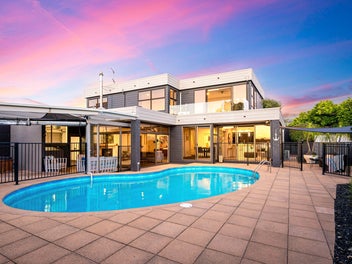 1/16 Oleander Point, Farm Cove, Auckland