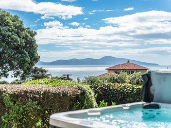 16 Paneta Street, Paekakariki