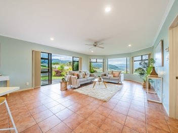 45 Kirton Drive, Riverstone Terraces, Upper Hutt