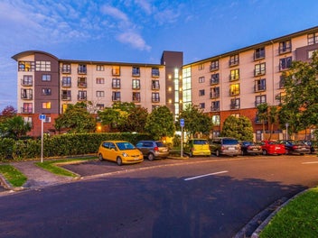 3H/10 Crown Lynn Place, New Lynn, Auckland