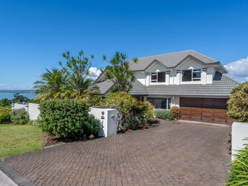 1 Page Point, Mellons Bay, Auckland