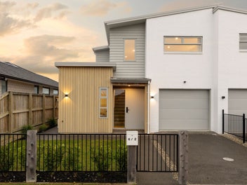 2/6 Kimbolton Street, Rototuna North, Hamilton