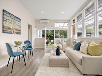 1/9 August Place, Greenlane, Auckland