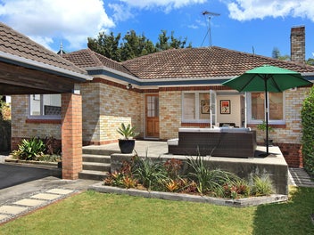 9 Sainsbury Road, Mount Albert, Auckland