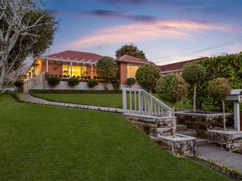 12 Oakdale Road, Mount Roskill, Auckland