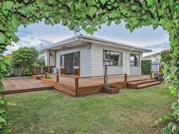 3 Stonehaven Street, Flaxmere, Hastings