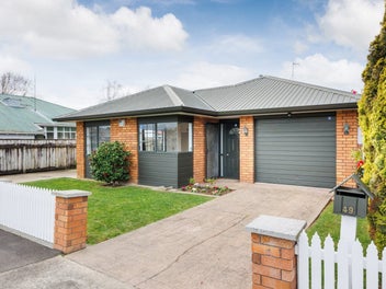49 Lyndhurst Street, Takaro, Palmerston North