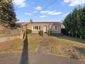 16A Elizabeth Street, Papakura, Papakura