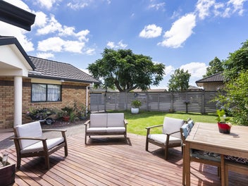 16 Emmerdale Avenue, Papakura, Papakura