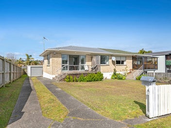 1/941 Whangaparaoa Road, Manly, Whangaparaoa