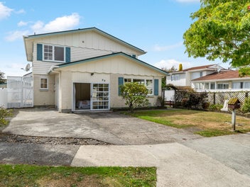 1/23 Saint Columbans Grove, Boulcott, Lower Hutt