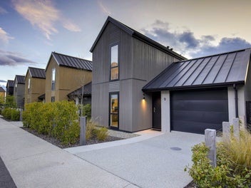9 McGibbon Lane, Jacks Point, Queenstown