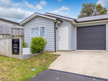 2/16 Rothwell Street, Dinsdale, Hamilton