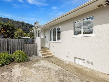 2/125 Tipahi Street, Nelson South, Nelson
